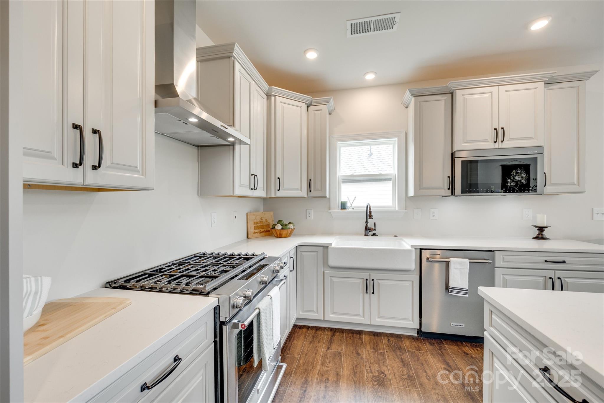 Property image 4 of 18011 Wilbanks Drive in Saybrooke, Charlotte, NC 28278