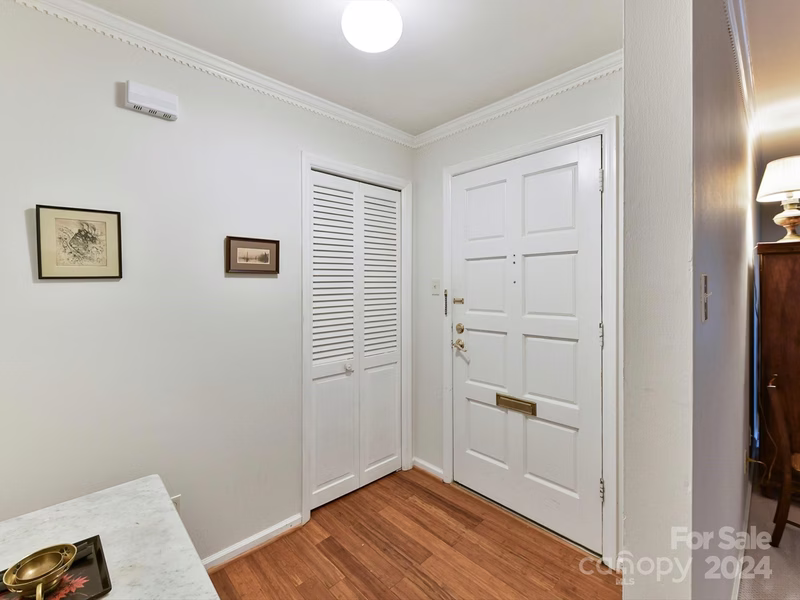Property image 5 at 1708 Roxborough Road, Charlotte, NC 28211