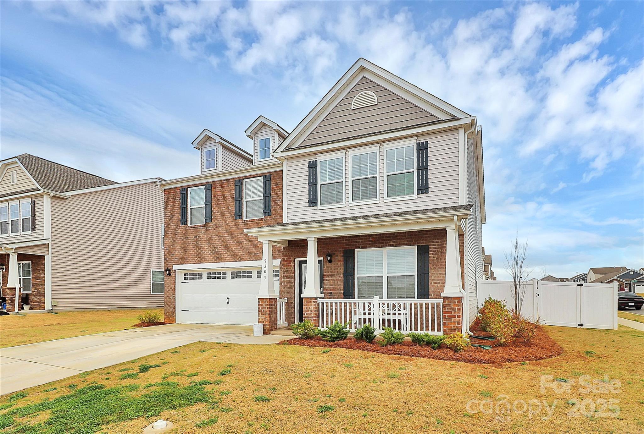 Property image 3 of 9203 Mackinaw Drive in Nolen Farm, Gastonia, NC 28056