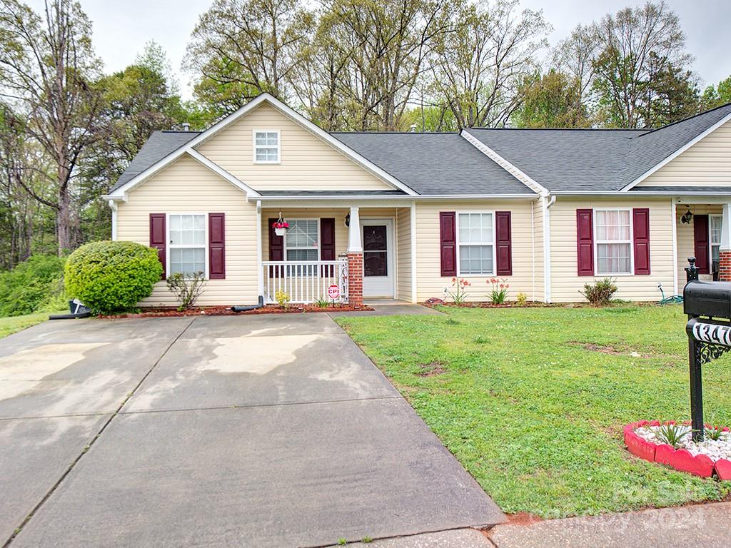 Property image 2 of 1347 Pampas Circle in Camellia Corners, Rock Hill, SC 29732