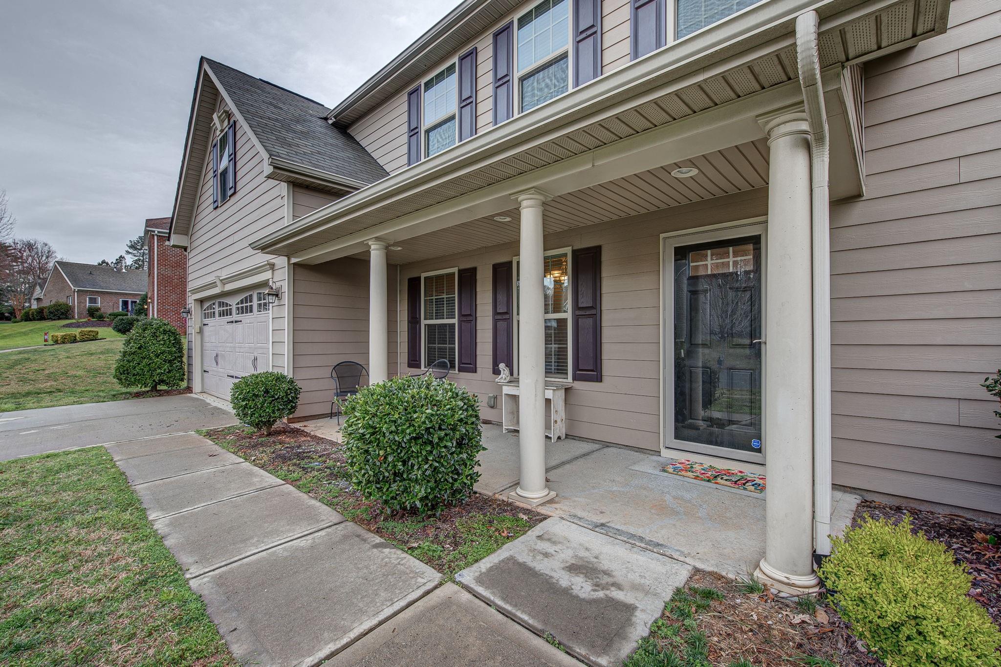 Property image 4 of 724 Rosegate Drive in Rosegate, Gastonia, NC 28056