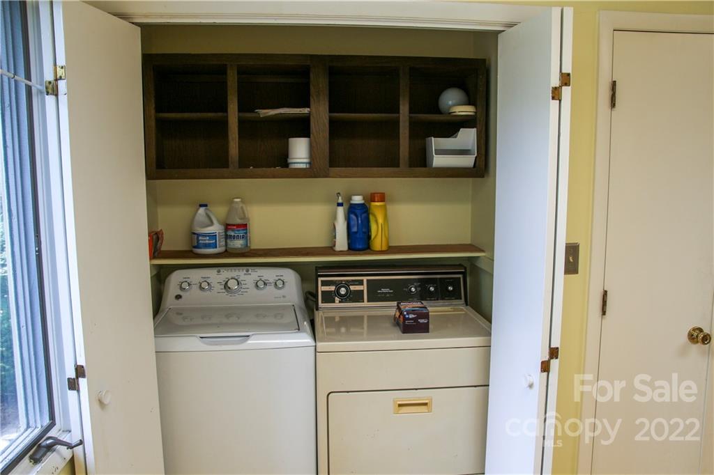 Property image 3 of 31 Hollybrook Drive in Hollybrook Condos, Asheville, NC 28803