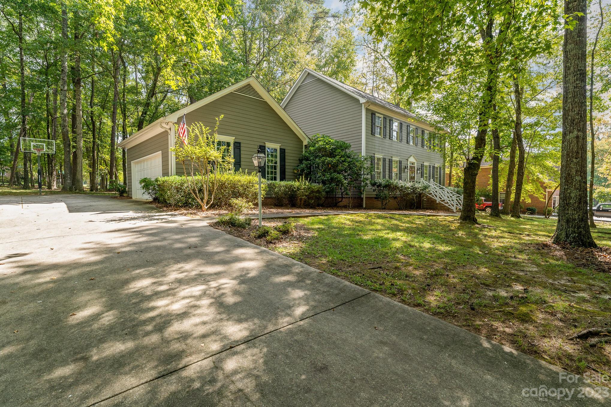 Property image 3 of 110 Sterling Court in Country Club Hills, Salisbury, NC 28144