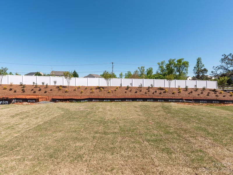 Property image 4 at 2094 Sabra Street, Gastonia, NC 28054