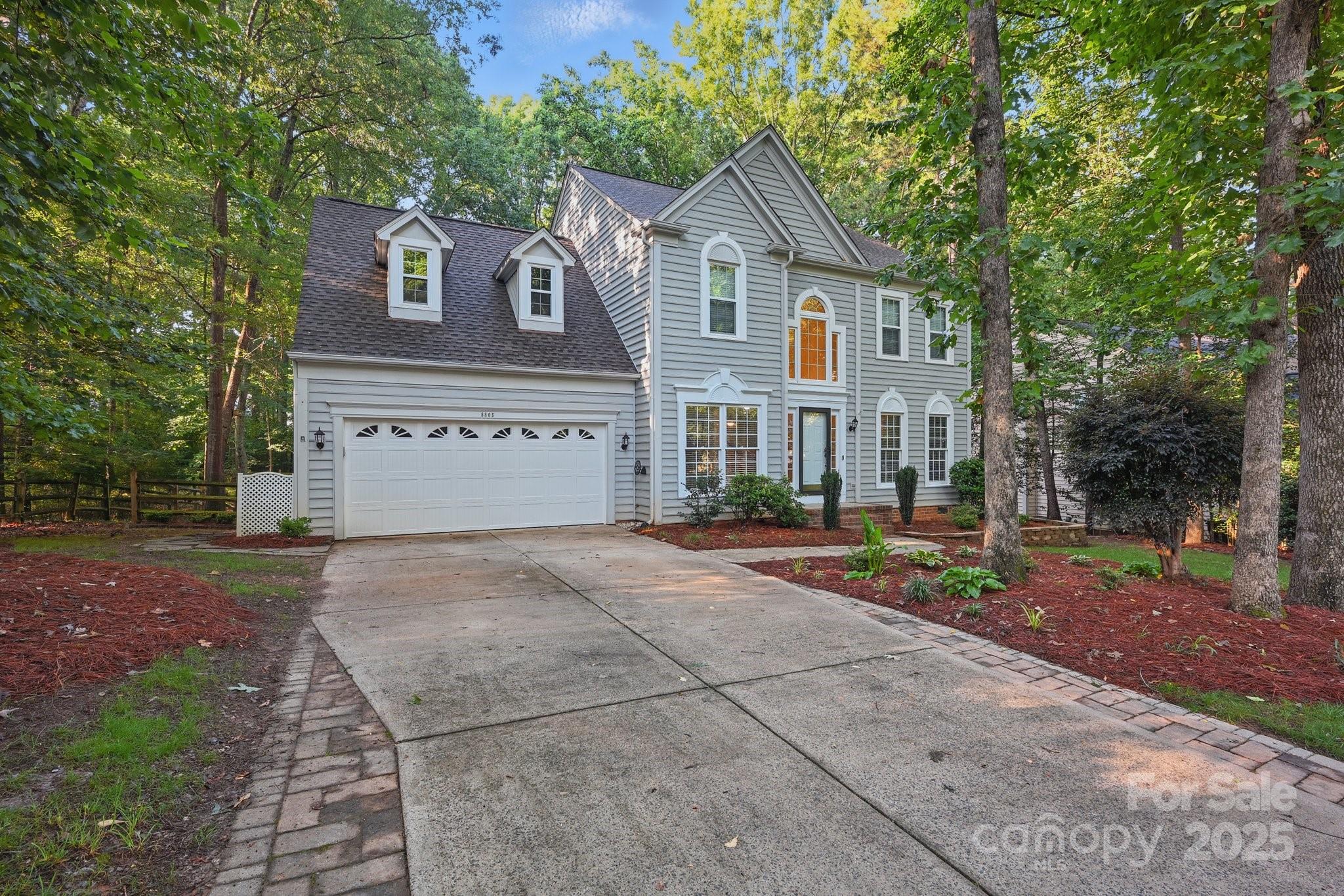 Property image 2 of 8805 Deerland Court in Wynfield Forest, Huntersville, NC 28078