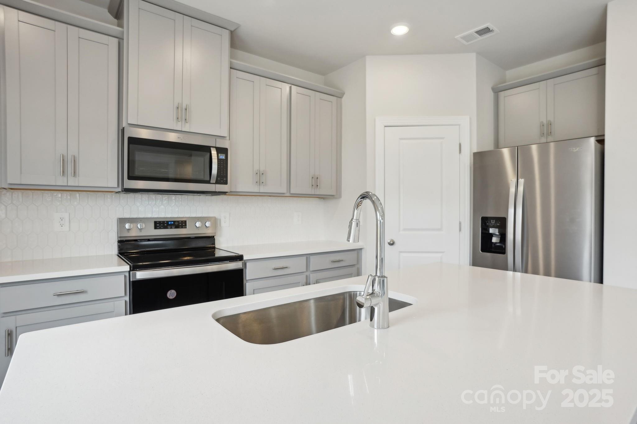 Property image 5 of 147 Aberdeen Drive in Oxford Station, Salisbury, NC 28144