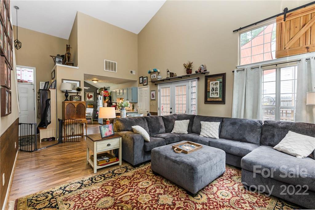 Property image 3 of 7523 Pence Pond Lane in Pence Pond, Charlotte, NC 28227