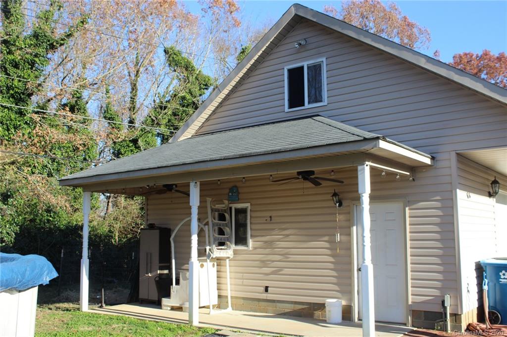 Property image 3 of 418 Willow Road in Westcliffe, Salisbury, NC 28147