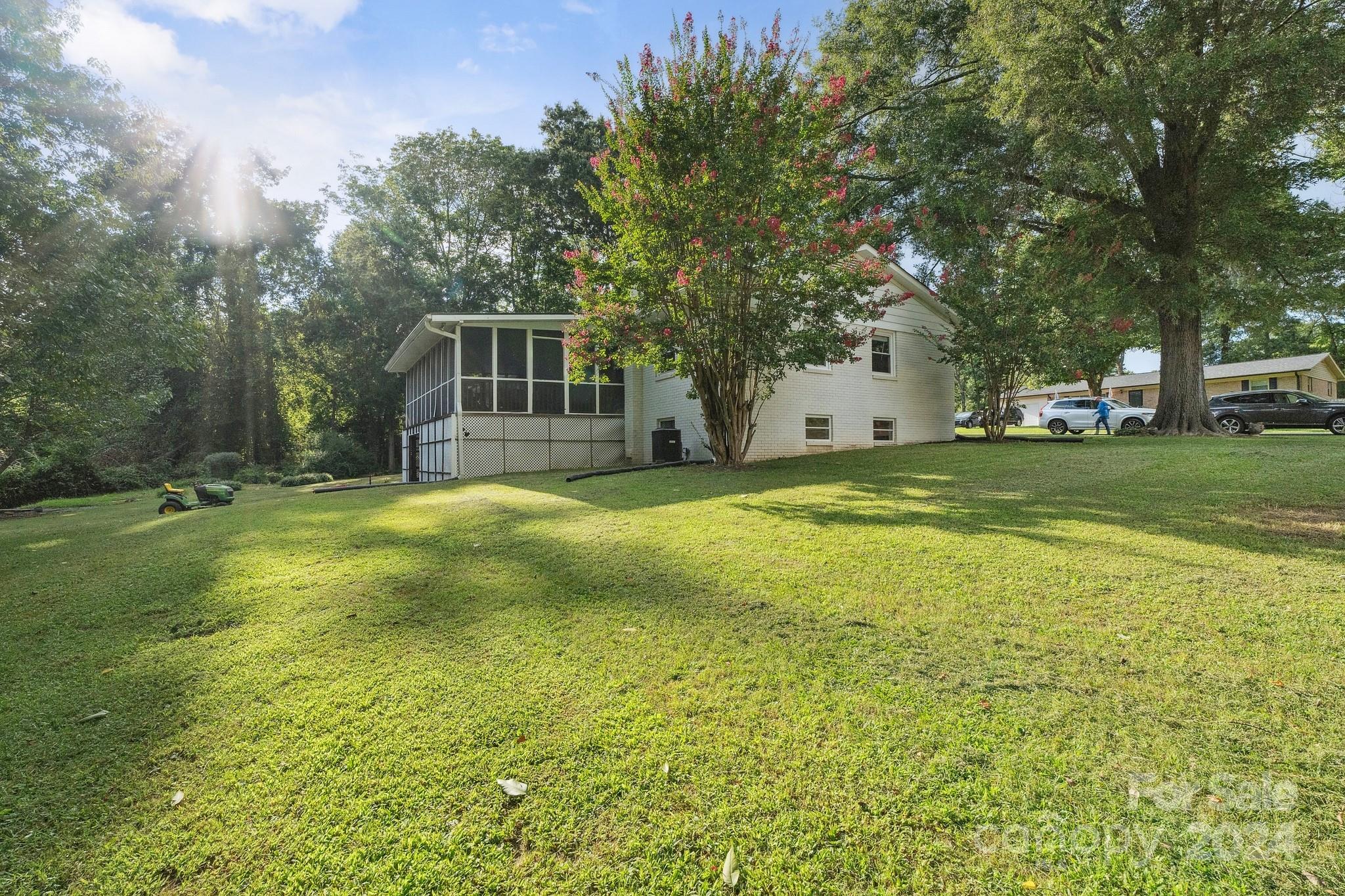 Property image 3 of 2550 Scott Street in Shady Haven, Kannapolis, NC 28083
