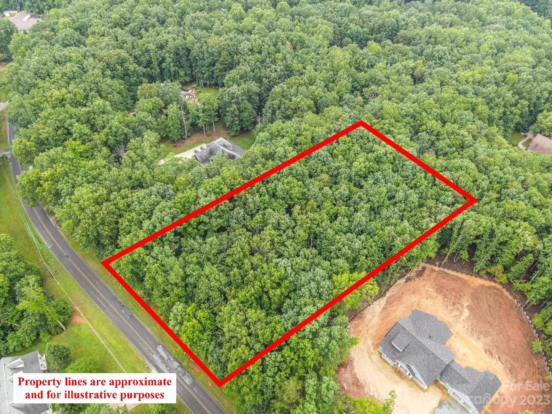 Property image 2 of 260 Laurel Cove Road in Harbor Watch, Statesville, NC 28677