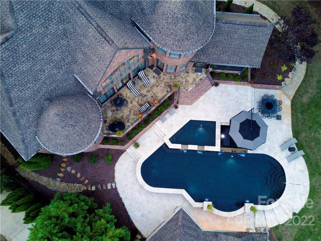 Property image 5 of 623 Beauhaven Lane in Chatelaine, Waxhaw, NC 28173