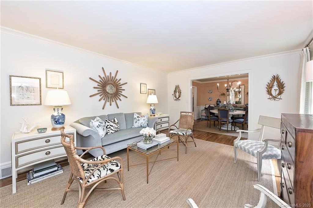 Property image 5 of 638 Edgemont Road in The Cloisters, Charlotte, NC 28211