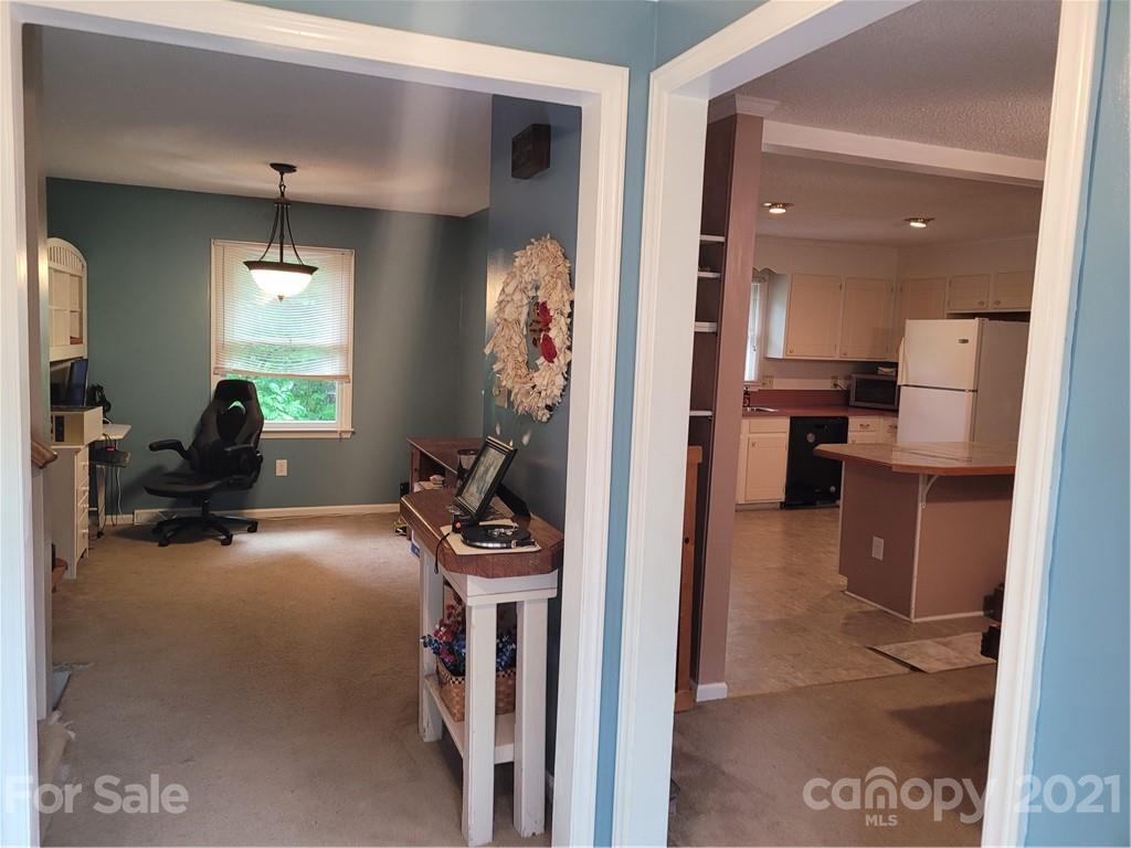 Property image 3 of 112 Sycamore Road in Westcliffe, Salisbury, NC 28147