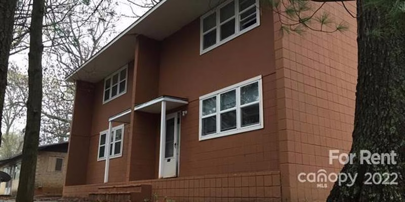 Property image 2 at 104 Clegg Street, Statesville, NC 28677