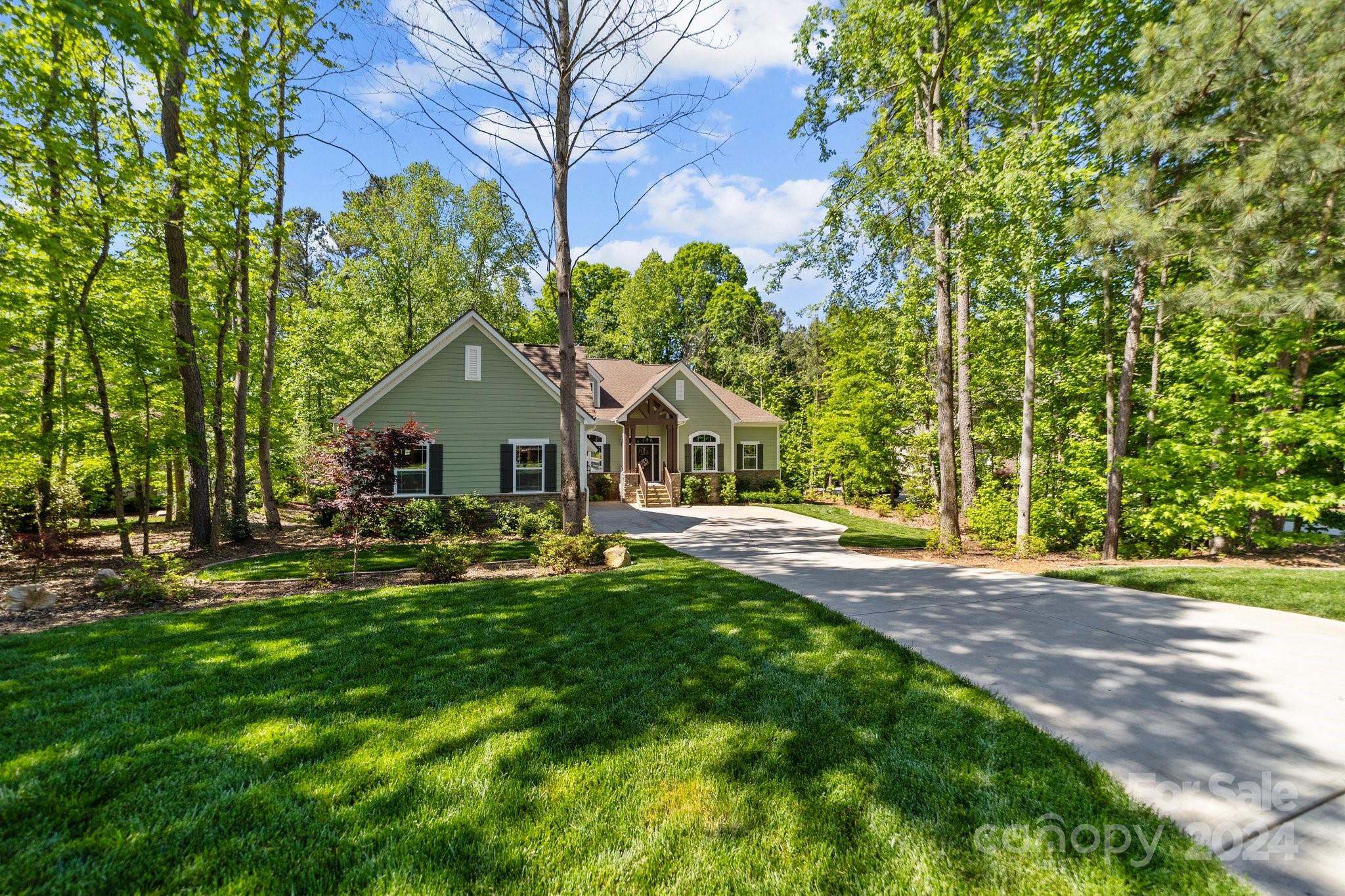 Property image 3 of 4583 Firethorn Court in Lakewood, Denver, NC 28037