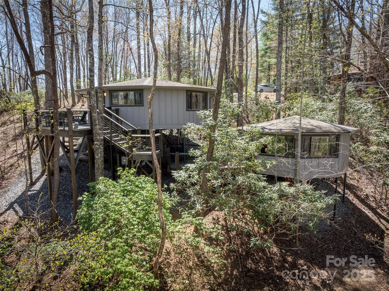 420 S Sequoyah Lane