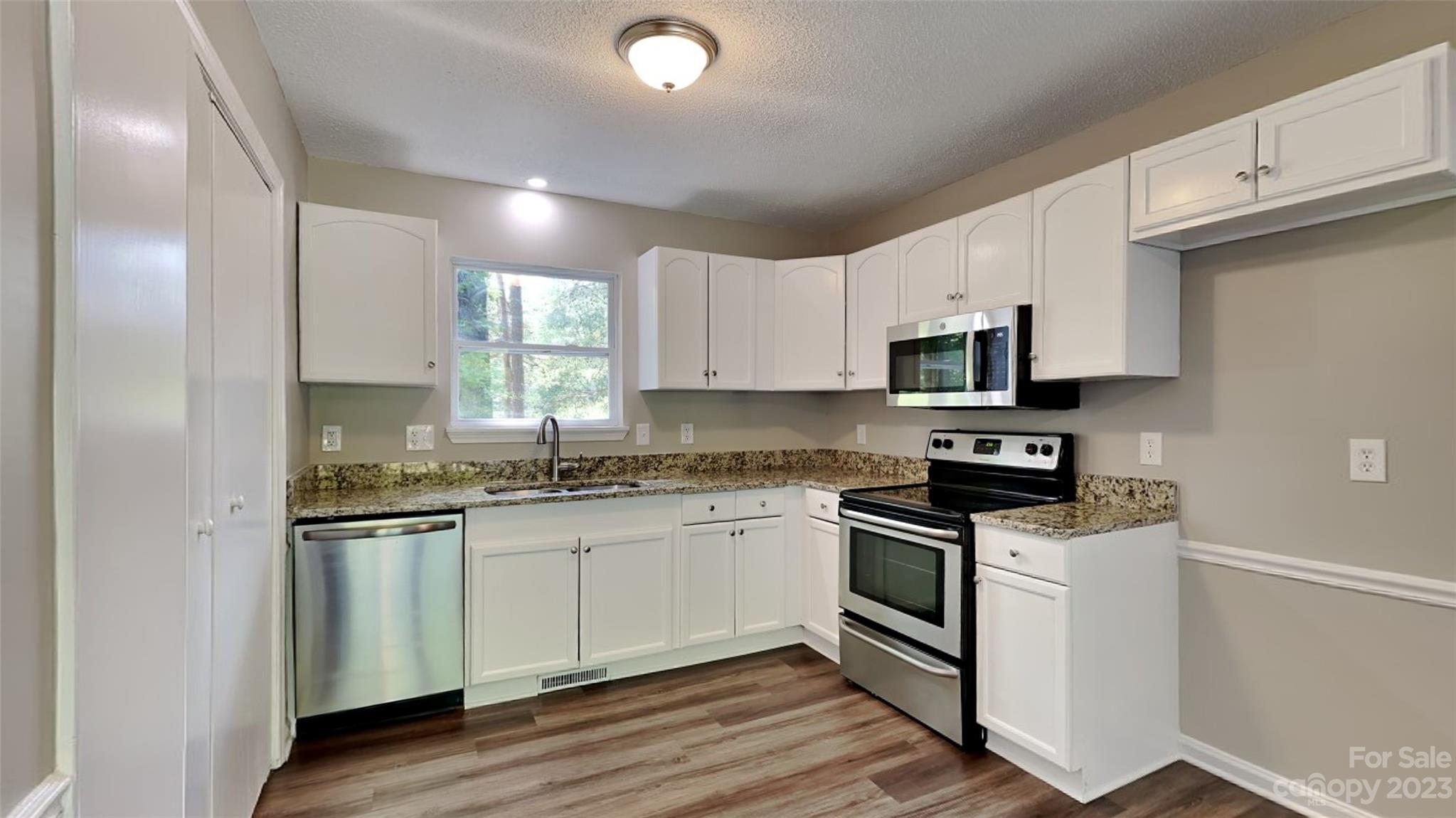 Property image 4 of 9606 Buckskin Lane in Timber Creek, Mint Hill, NC 28227