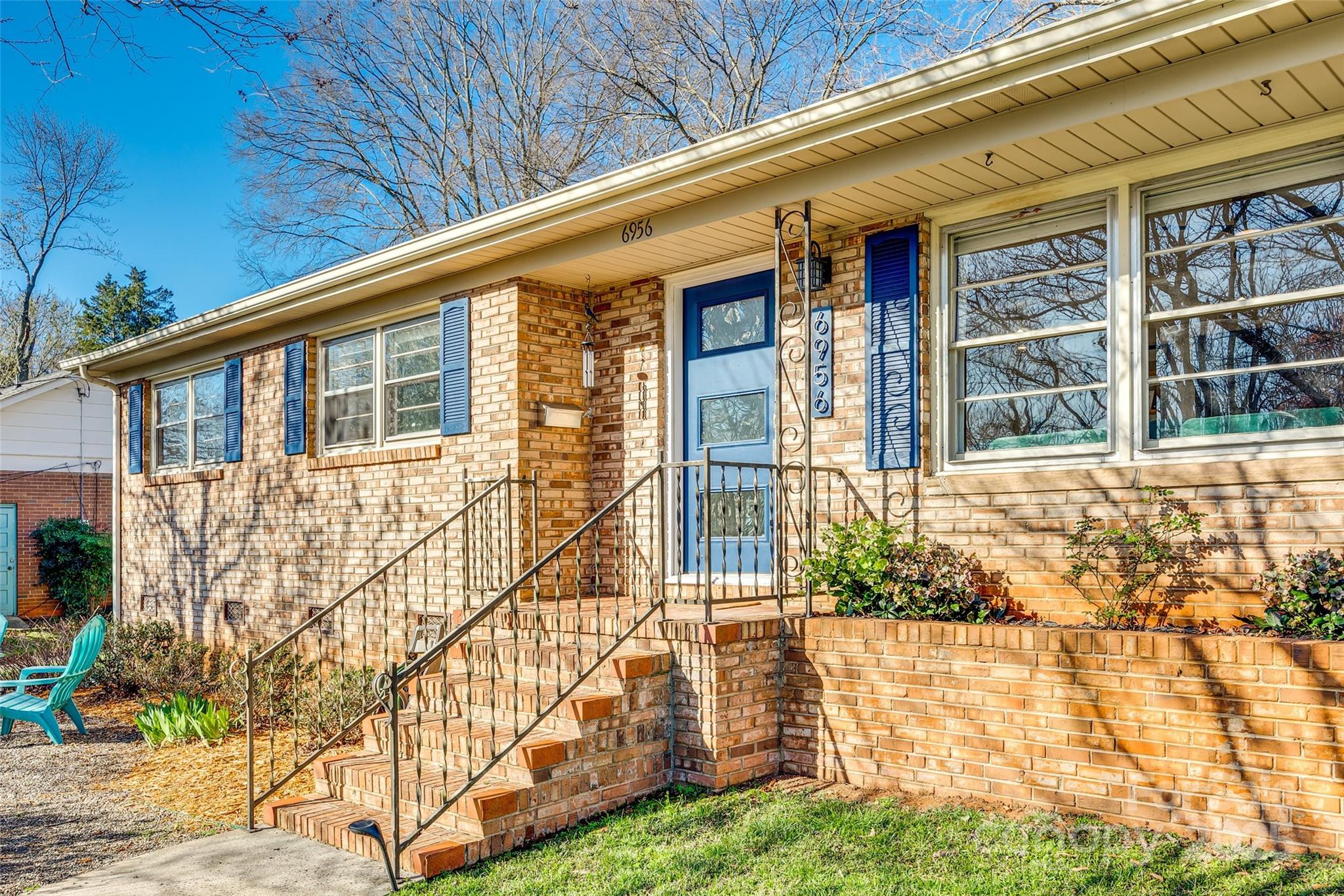 Property image 2 of 6956 Oakstone Place in Starmount, Charlotte, NC 28210