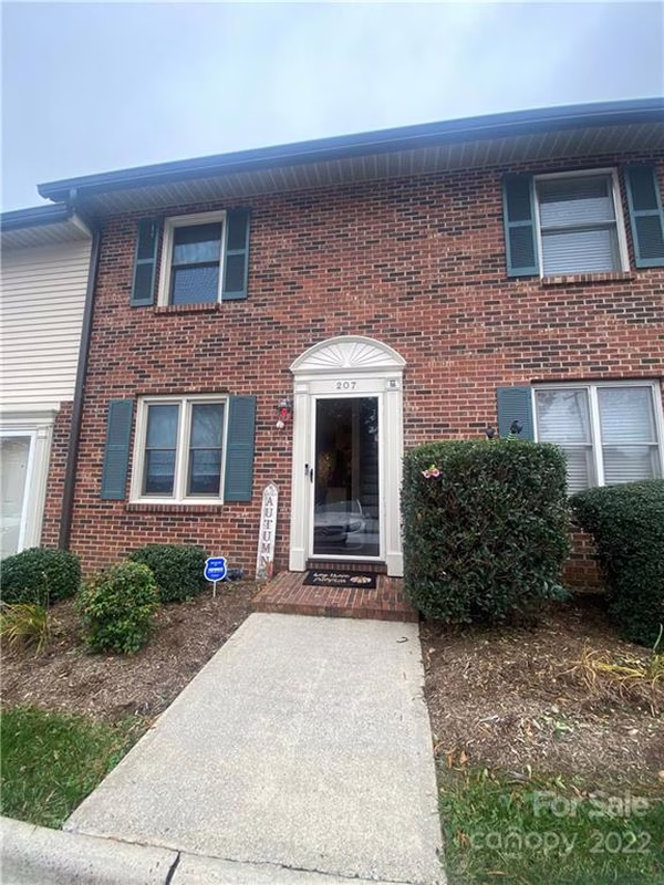 Property image 2 at 1330 5th Street, Hickory, NC 28601
