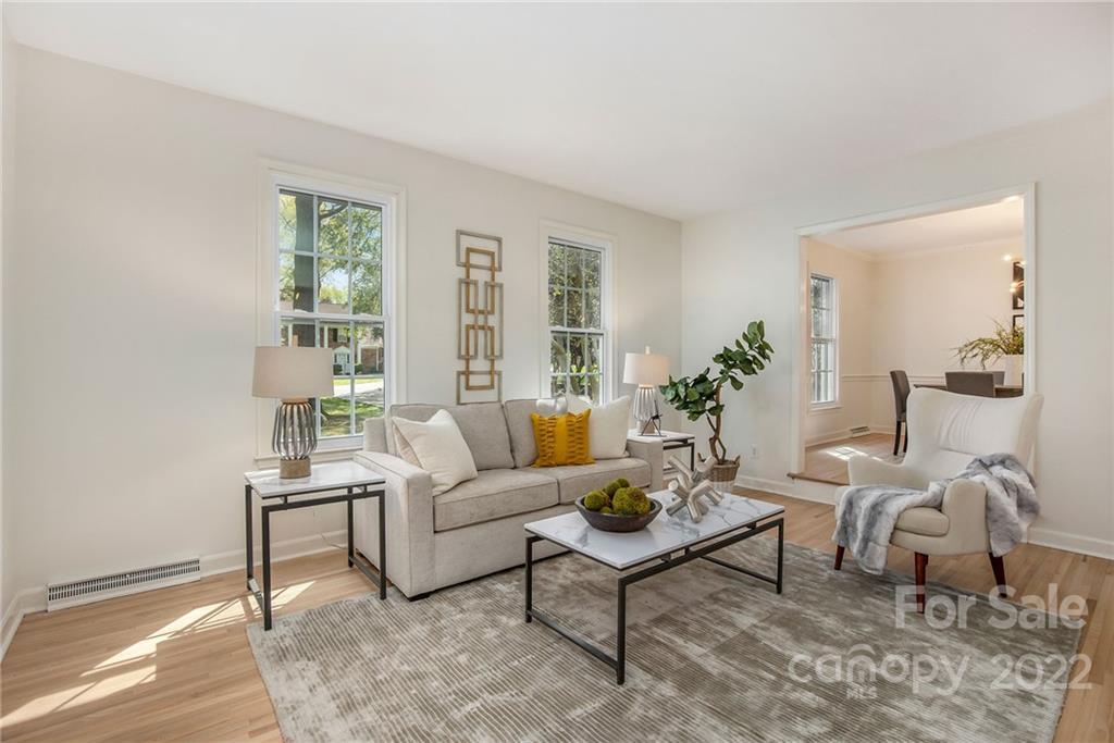 Property image 3 of 2419 Valencia Terrace in Governors Square, Charlotte, NC 28226