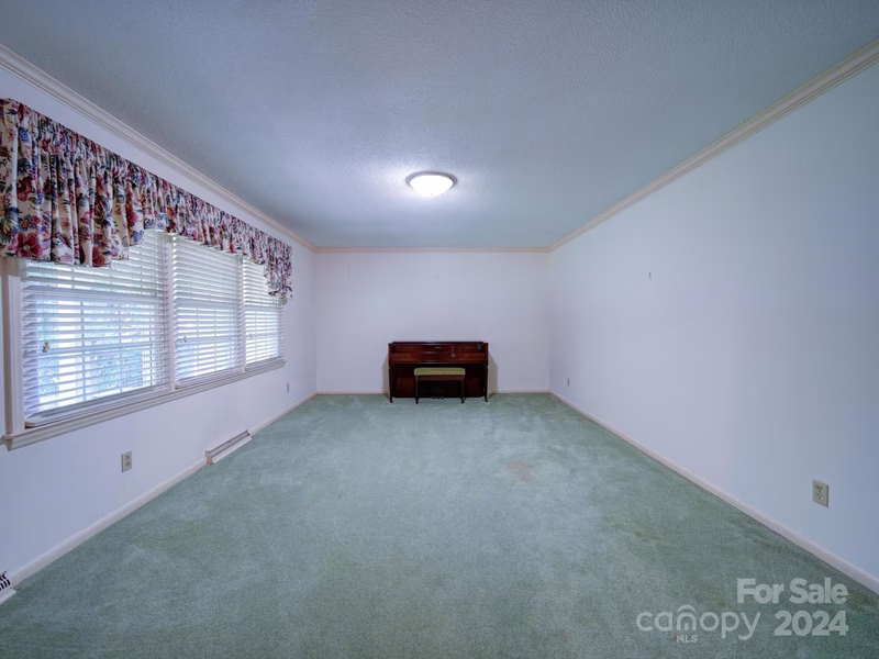 Property image 4 at 2318 Shaw Avenue, Gastonia, NC 28054