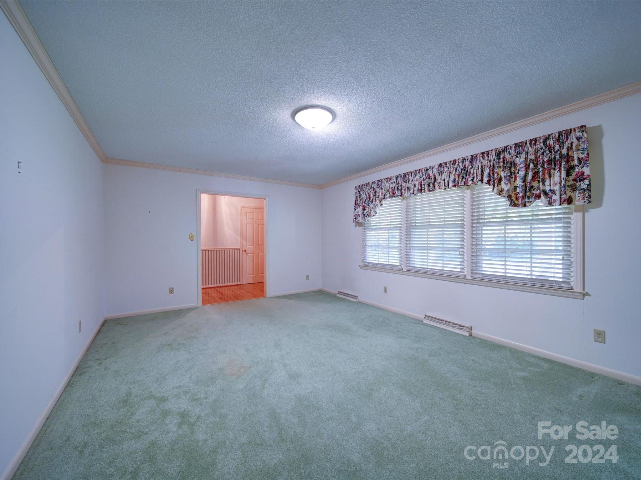Property image 5 of 2318 Shaw Avenue in Sedgefield, Gastonia, NC 28054