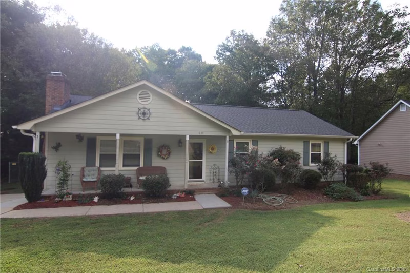 611 Tryon Place