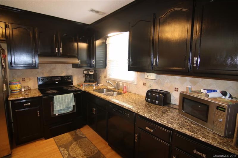 Property image 2 at 611 Tryon Place, Gastonia, NC 28054