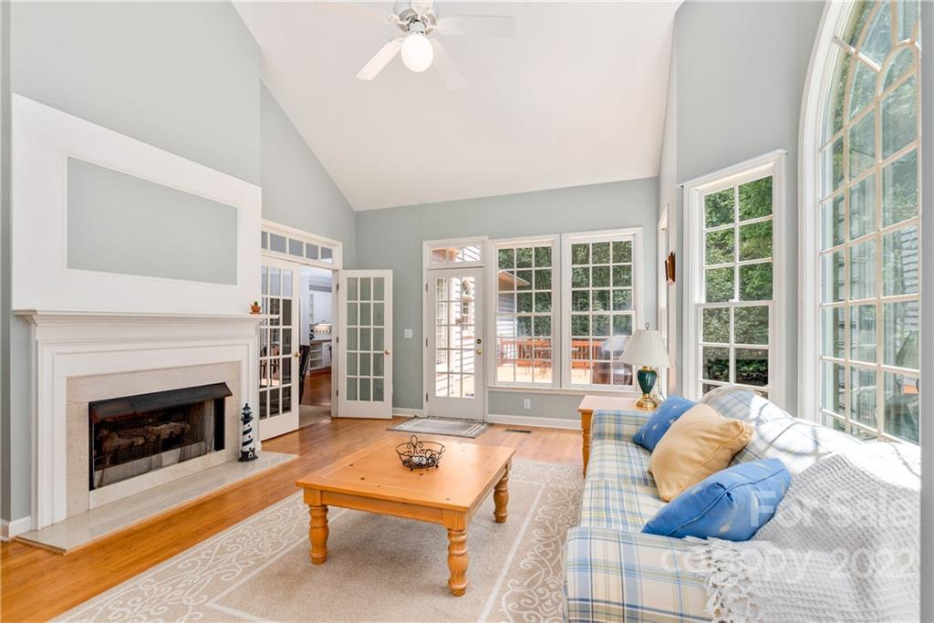 Property image 3 of 4208 Moss Creek Court in Providence Hills, Matthews, NC 28105