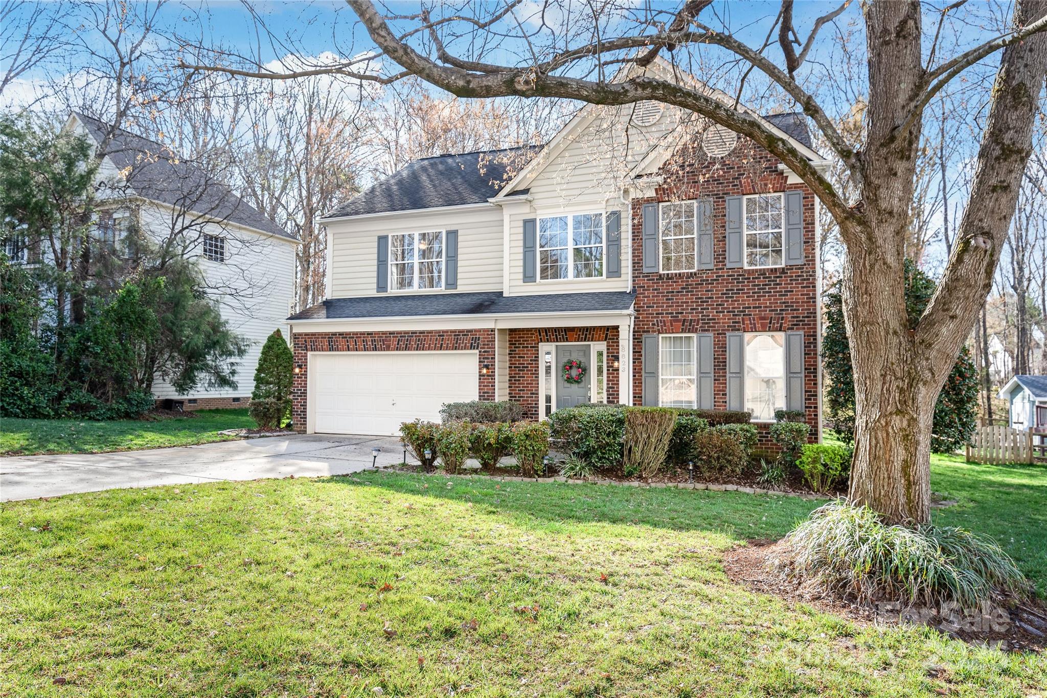 Property image 2 of 8823 Deerland Court in Wynfield Forest, Huntersville, NC 28078