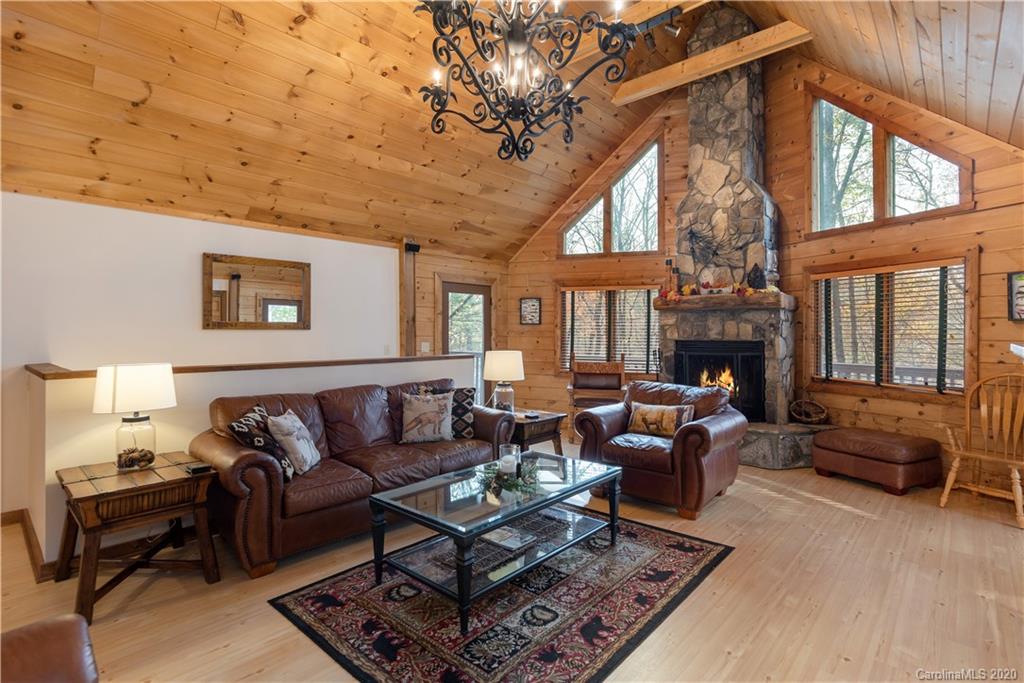 Property image 2 of 17 Sunset Court in Whisper Lake, Sapphire, NC 28774