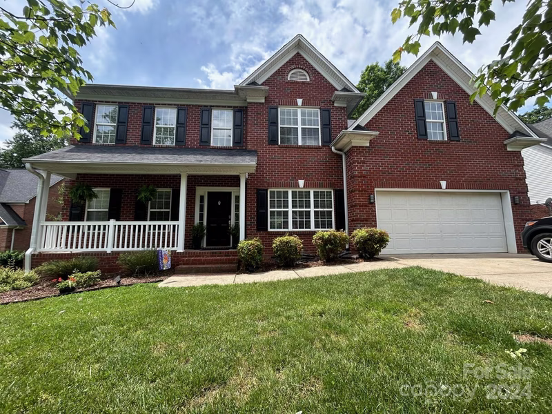 2729 Firethorn Court