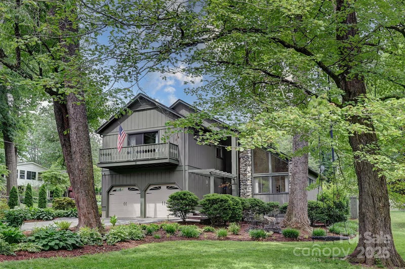 Hickory Hill, Hendersonville Community