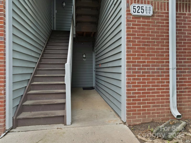 Property image 3 at 525 N Graham Street, Charlotte, NC 28202
