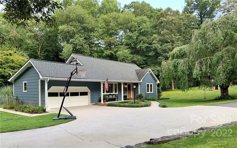 406 Friendship Lane