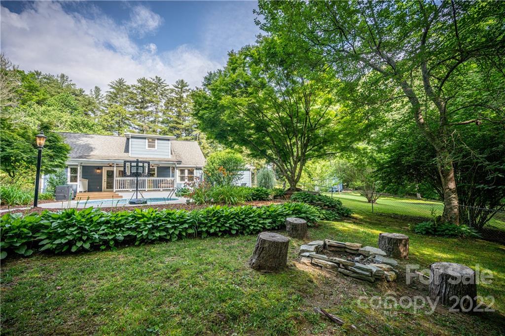 Property image 4 of 406 Friendship Lane in Thomas Woods, Pisgah Forest, NC 28768