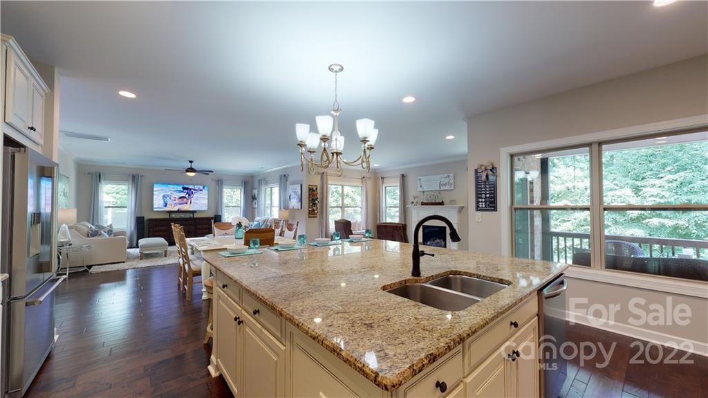 Property image 3 of 1004 Five Leaf Lane in Hollister, Waxhaw, NC 28173