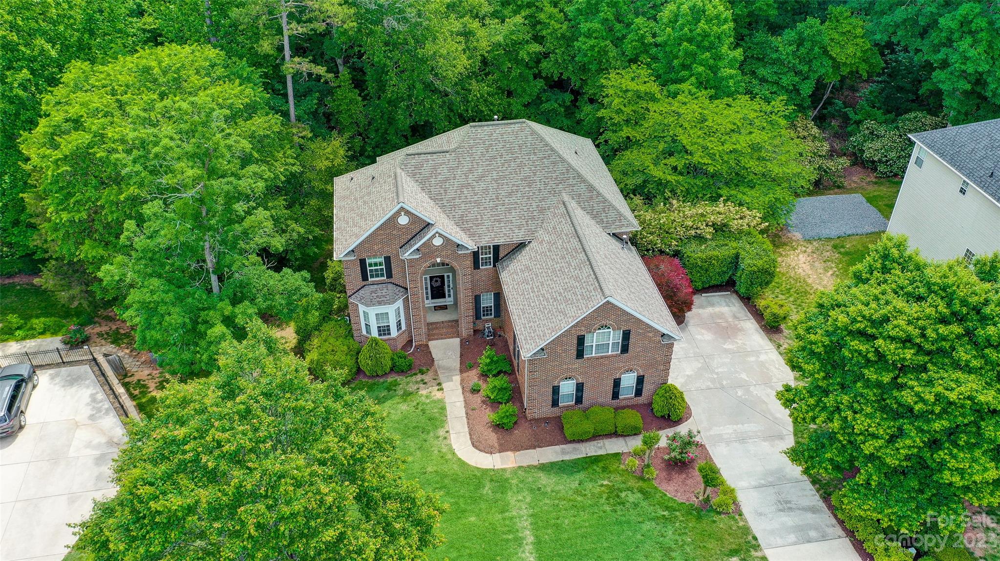 Property image 2 of 146 Longboat Road in Morrison Cove, Mooresville, NC 28117