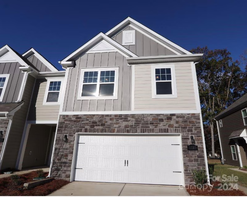 3523 Secrest Landing