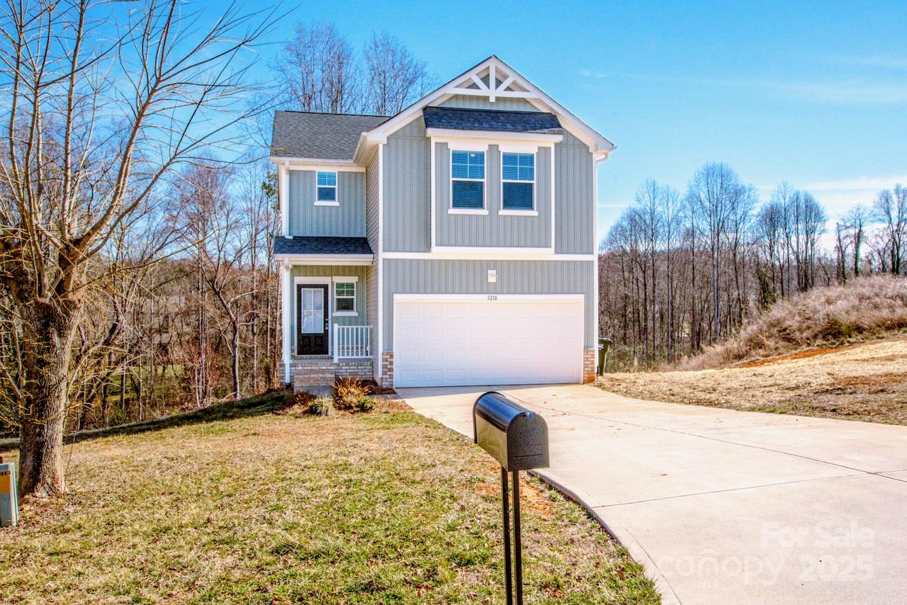 Property image 2 of 3210 5th Street Court in Pebble Creek, Hickory, NC 28601