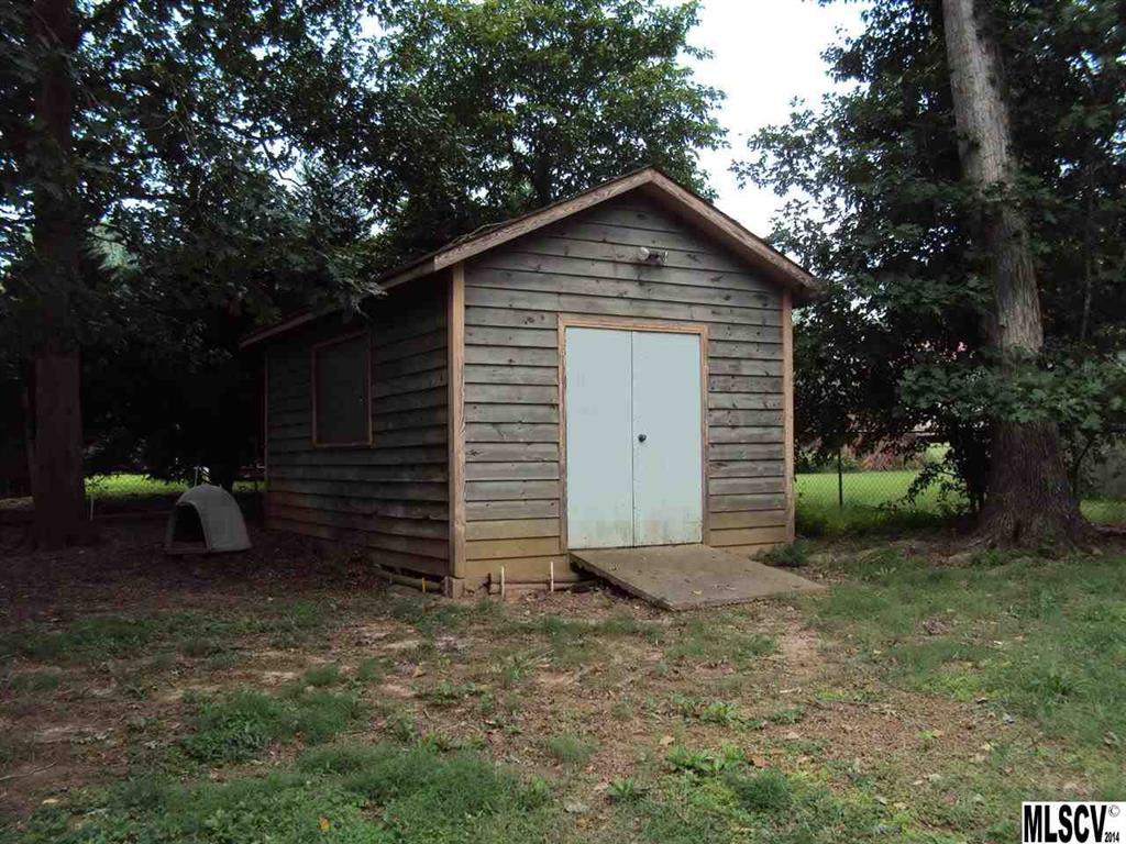 Property image 3 of 4542 Kings Court in Jamestowne, Hickory, NC 28602