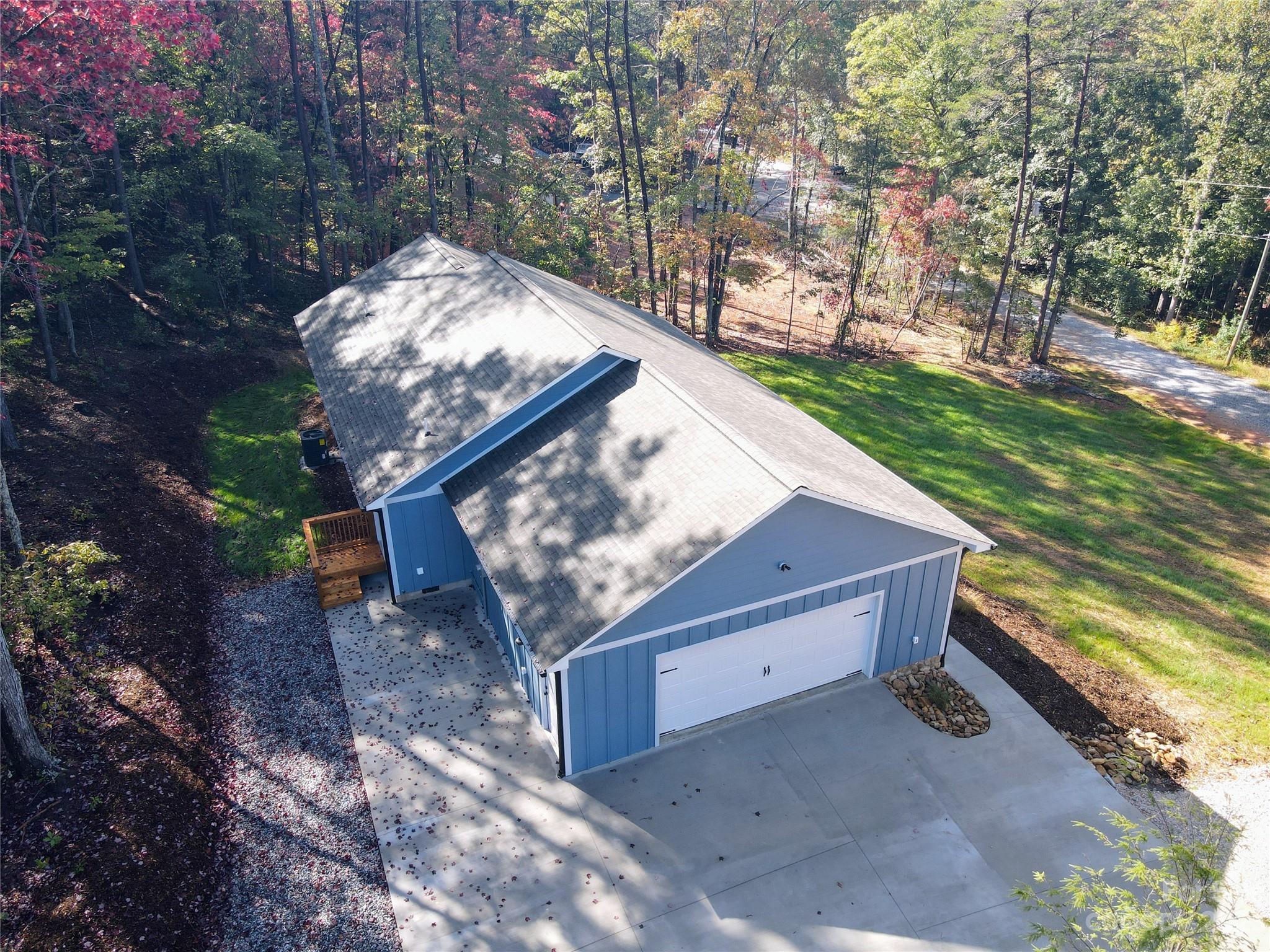 Property image 2 of 51 Haven Ridge Lane in Haven Heights, Marion, NC 28752