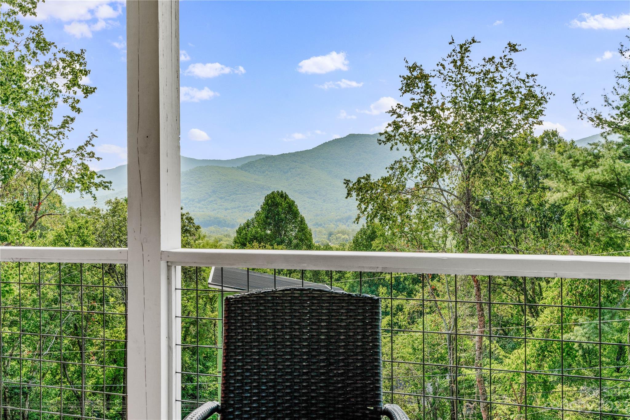 Property image 5 of 208 Pine Hill Drive in Grovemont, Swannanoa, NC 28778