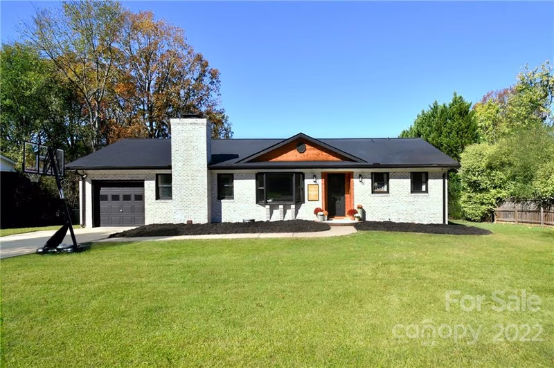 6510 Weldon Circle