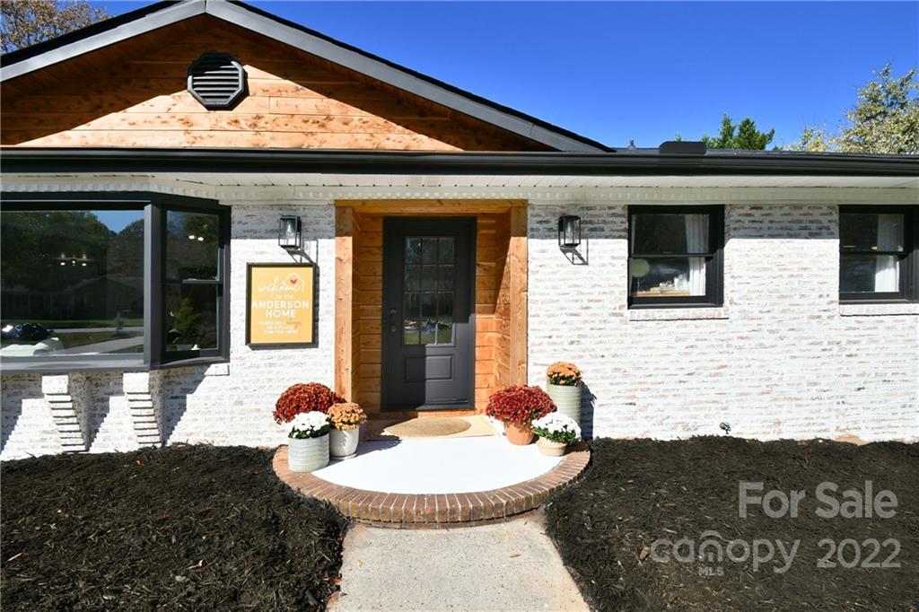 Property image 3 of 6510 Weldon Circle in Taymor, Concord, NC 28027