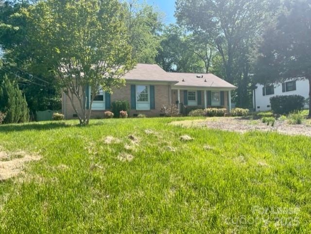 Property image 2 of 1939 Edgewater Drive in Starmount, Charlotte, NC 28210