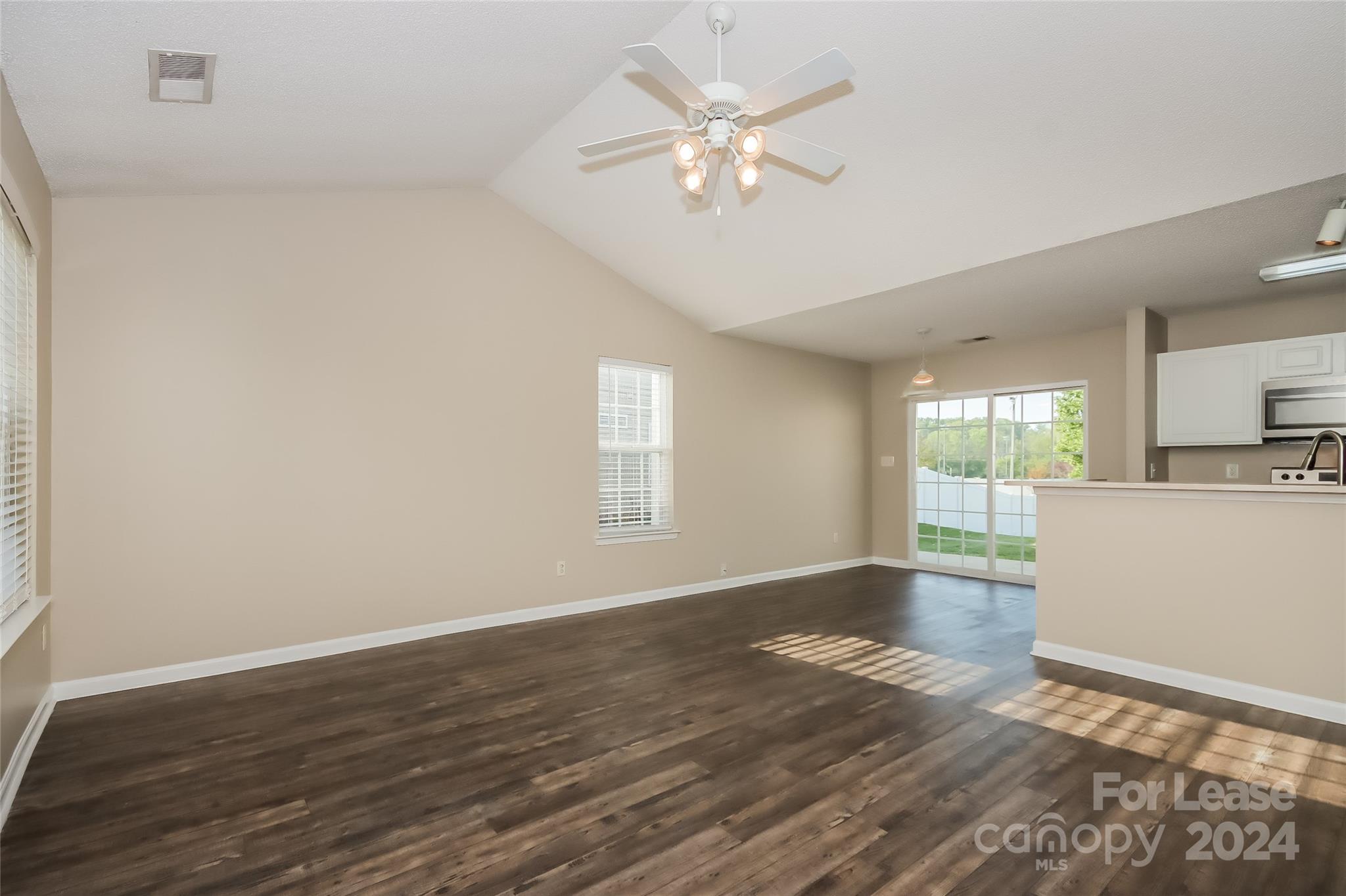 Property image 4 of 2170 Wexford Way in Taras Trace, Statesville, NC 28625