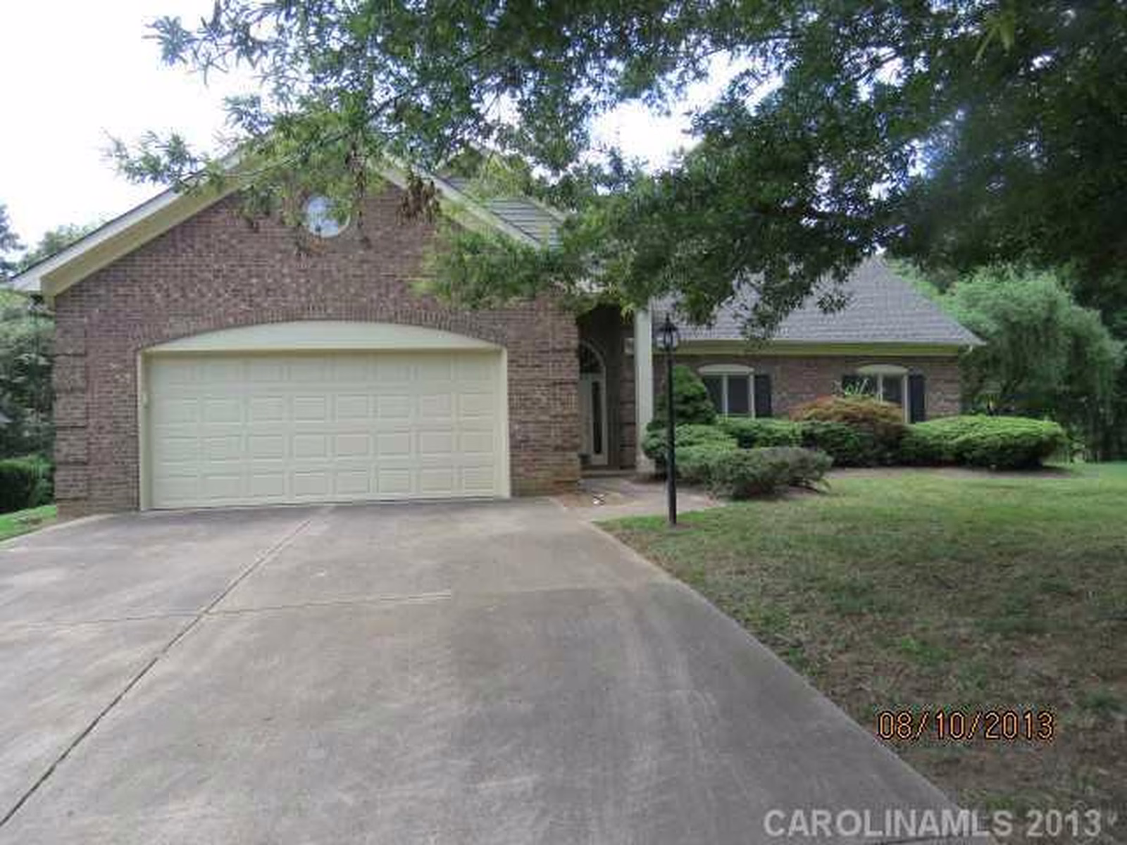 Property image 1 at 529 River Oaks Lane, Charlotte, NC 28226