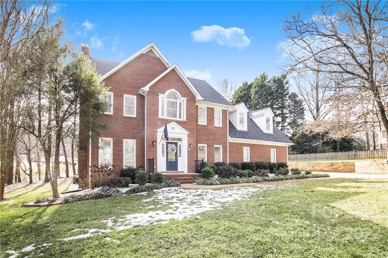 Property image 2 at 1507 Village Court, Gastonia, NC 28054