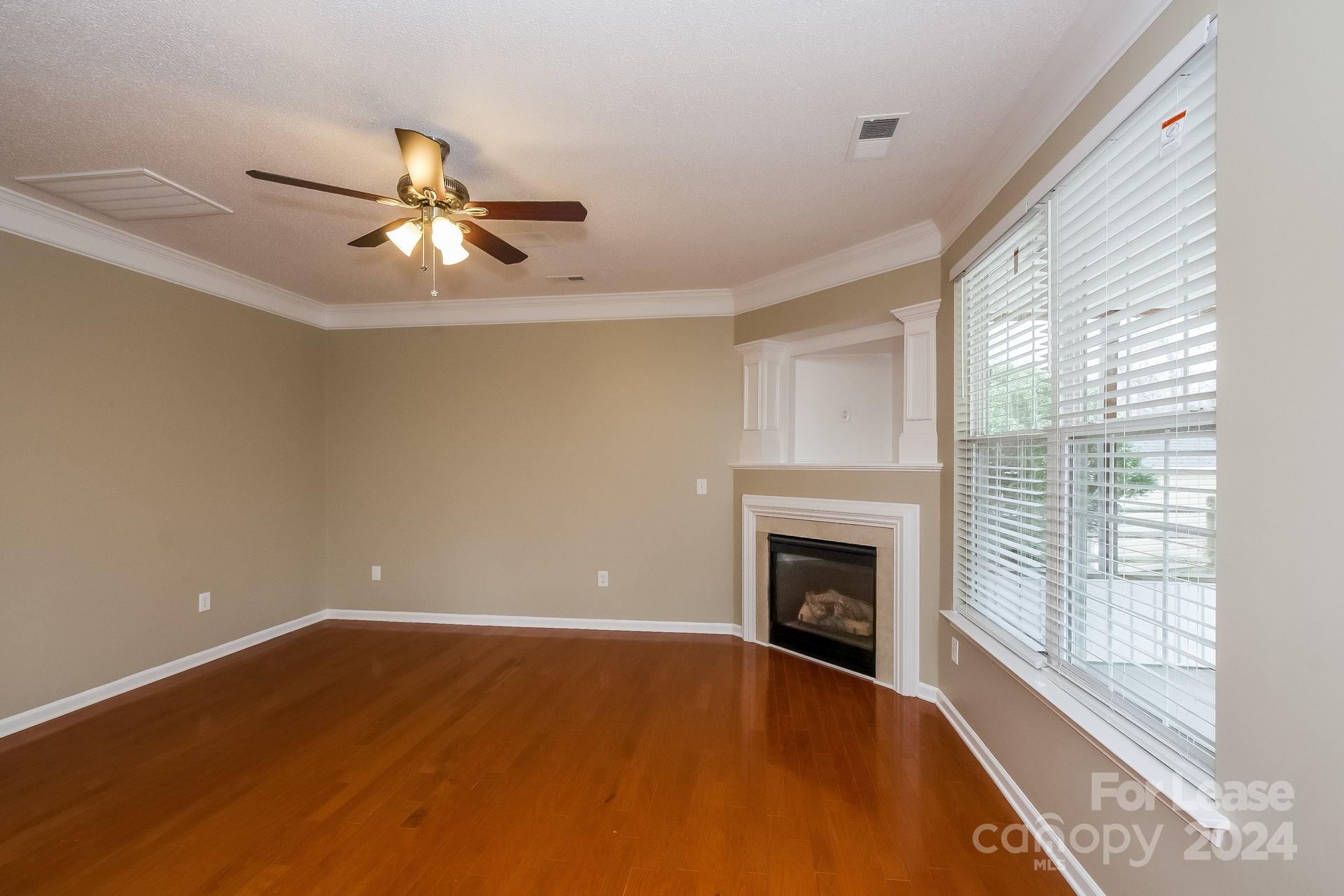 Property image 2 of 146 Hampshire Drive in The Hampshires, Mooresville, NC 28115